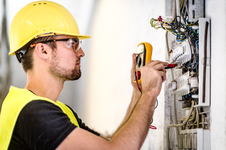 5 Signs Your Home Needs Immediate Electrical Repair